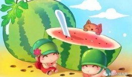 羊羊与外婆娱乐吃瓜,共享温馨家庭时光