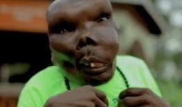 恐丑娱乐吃瓜人,揭秘吃瓜人生的幕后真相