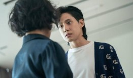 娱乐吃瓜配音演员是谁,幕后声音背后的故事